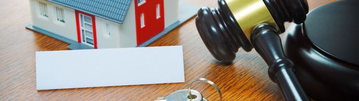 Keys and favel on a desk