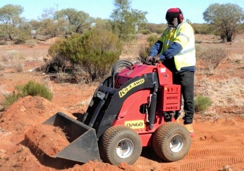 Mini loader (Dingo, Kanga, Toro)