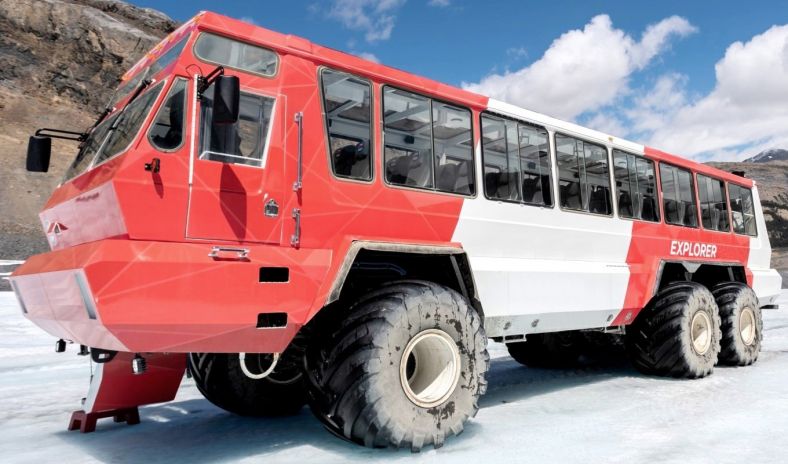 Snow bus