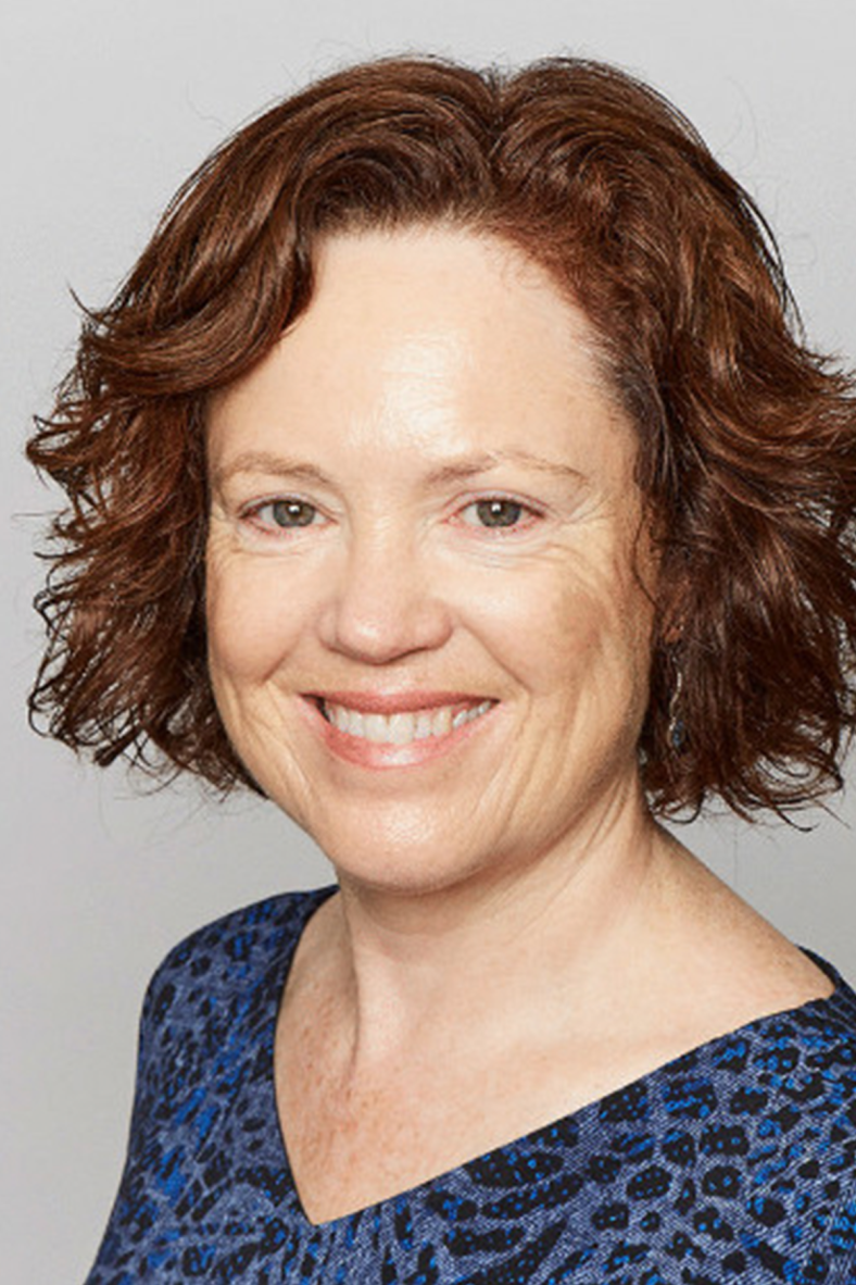 Suzanne Crowle headshot