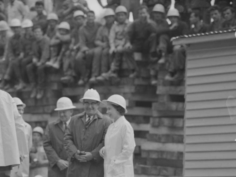 Black and white photo of the Queen visiting the Hydroelectric Scheme in 1959 