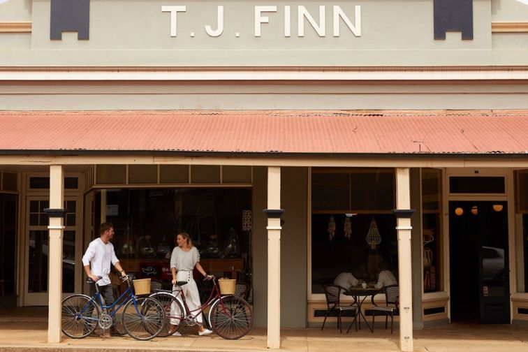 Finns Store, Canowindra