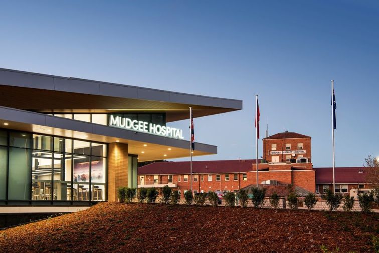 dusk at Mudgee hospital