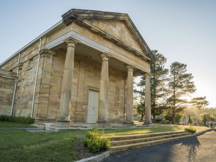 The Berrima Courthouse built in 1838 is now a museum attraction open to visitors.