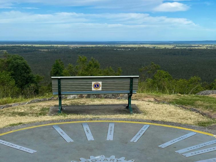 Maclean Lookout