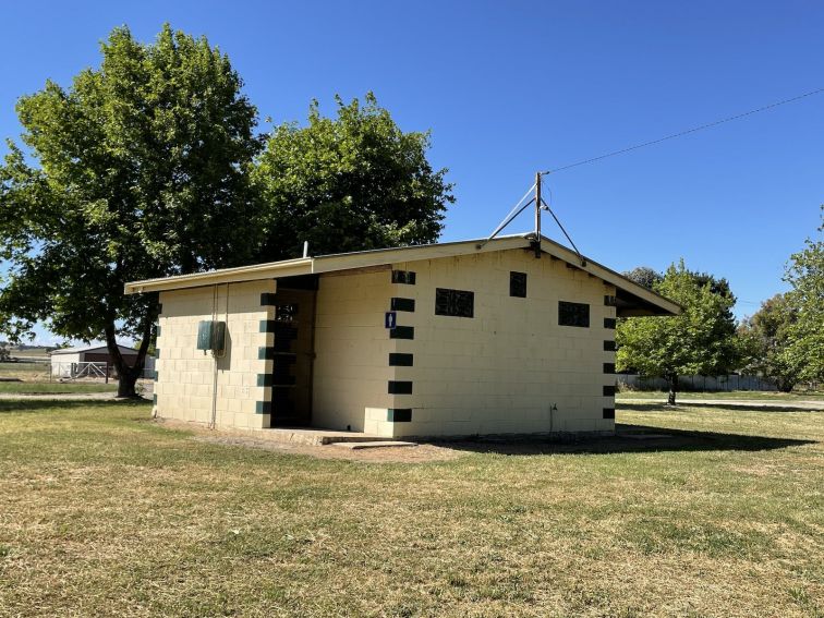 Amenity Block at Gunning Showground