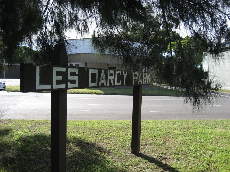 Les Darcy Historical Walk