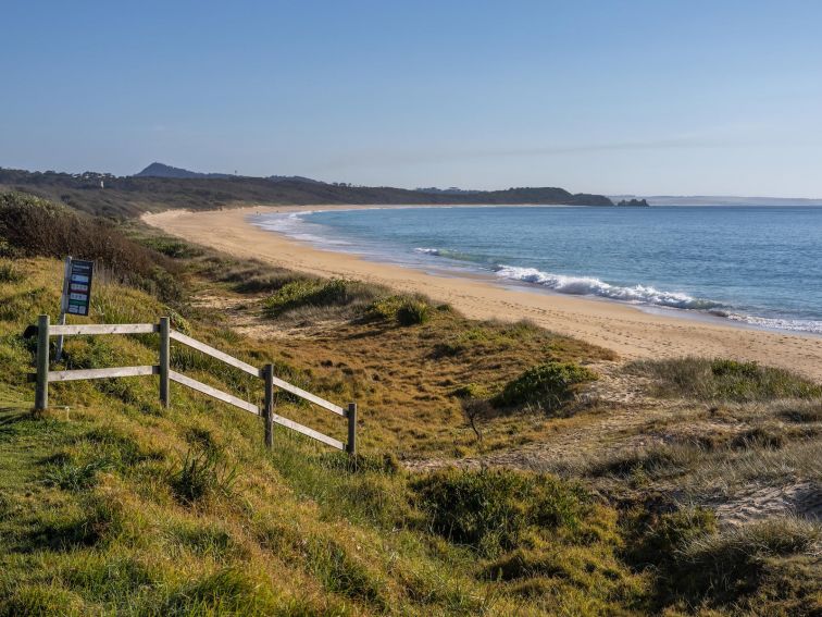 Haywards Beach, Bermagui, Camel Rock Beach, Murunna Point, Sapphire Coast