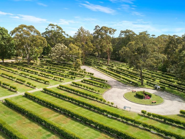 Macquarie Park Cemetery