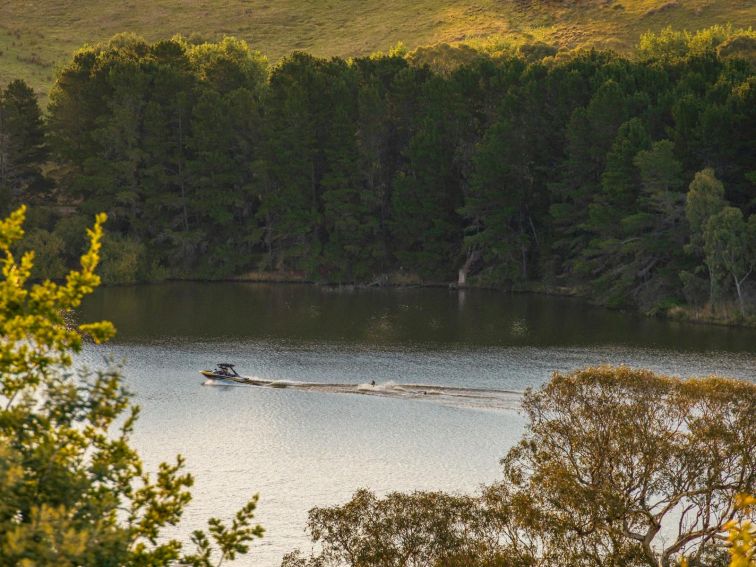 Skiing on Carcoar Dam