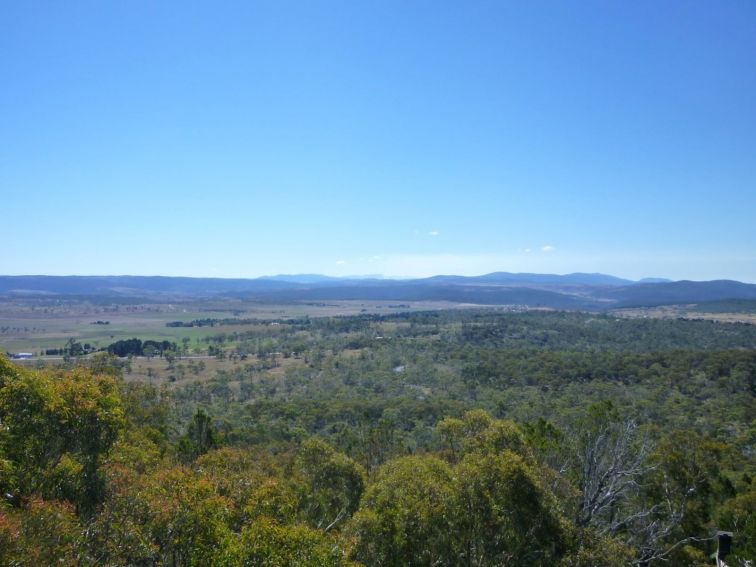 Mt Gladstone - View to the Mountains