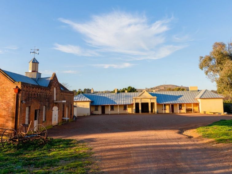 Cooma Cottage