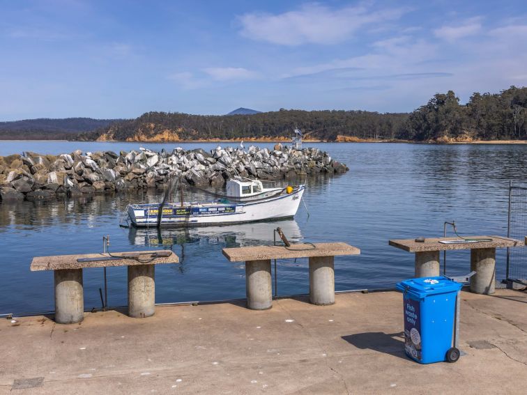 Quarantine Bay and Boat Ramp, Eden, Fishing ramp, swimming,  NSW south coast, Sapphire Coast