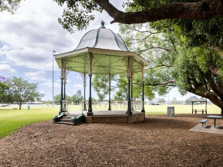 Maitland Park - Rotunda