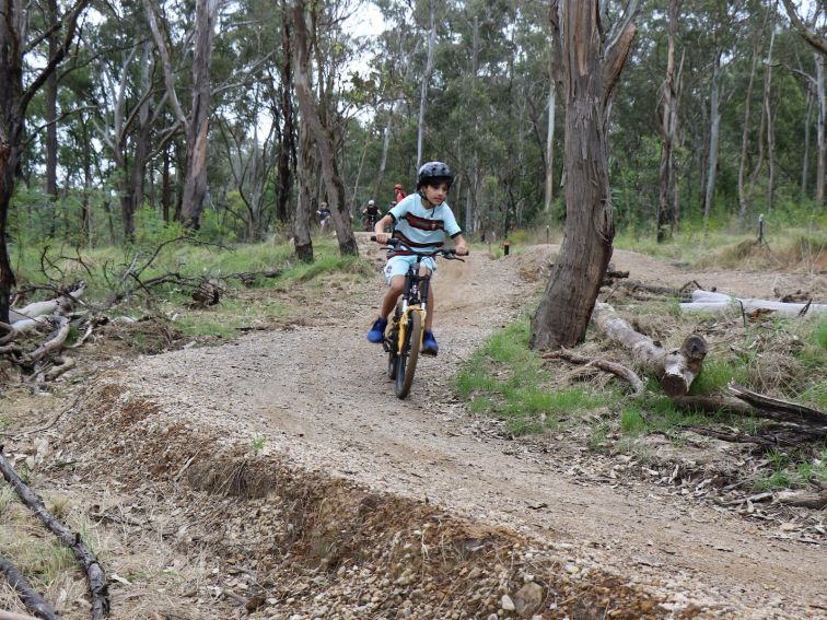 Mountain Bike Rider on th new Ingleburn Mountain Bike Trail