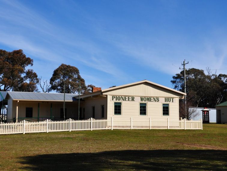 Pioneer Women's Hut