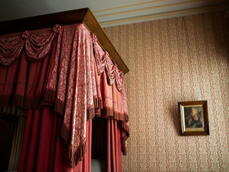 Detail view of principal bedroom at Elizabeth Bay House