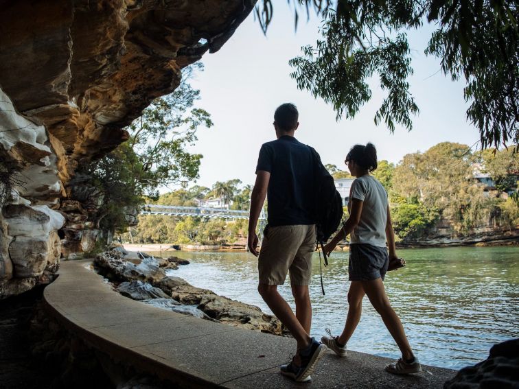 Couple enjoying a scenic walk around Parsley Bay, Vaucluse