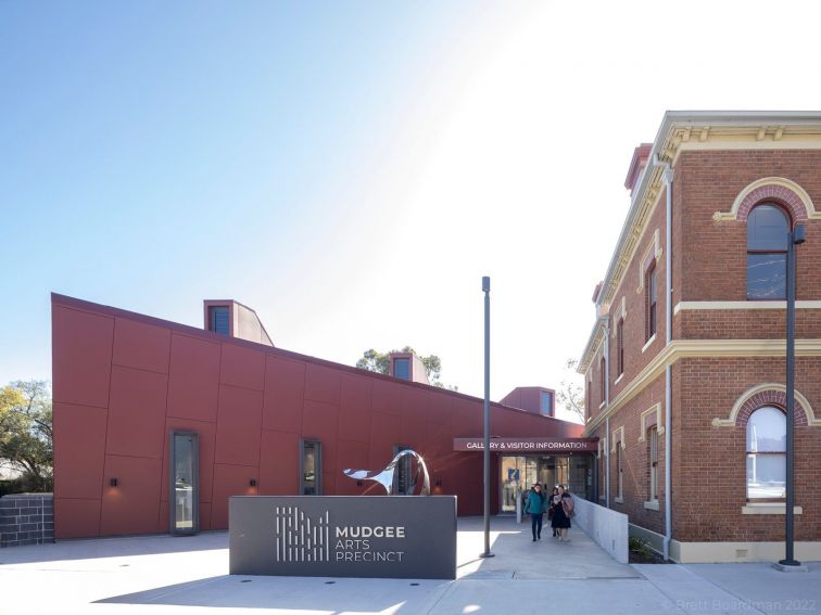 Photo of Mudgee Arts Precinct as viewed from Market Street