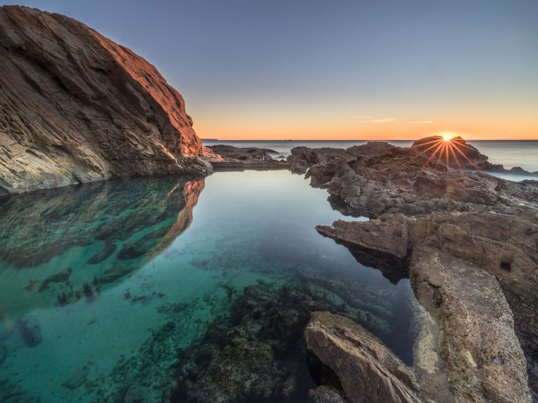 Bermagui Blue Pool, rockpool, rock pool, swimming