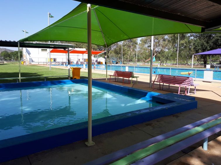 Swimming pool