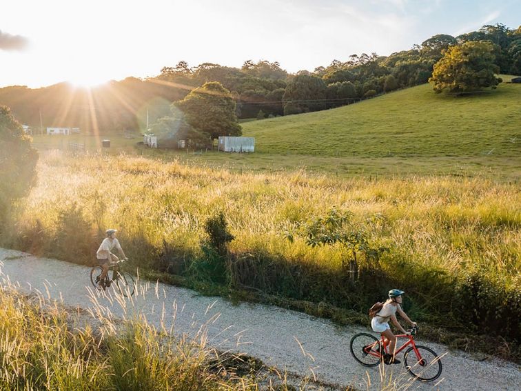 Couple Rail Trail Burringbar