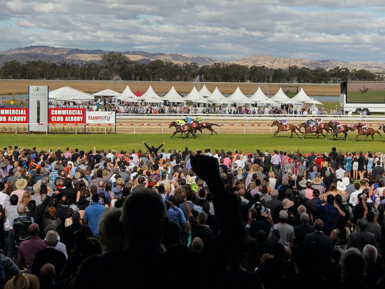 Albury Racing Club - winners post