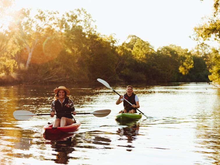 Canoeing on Murray River