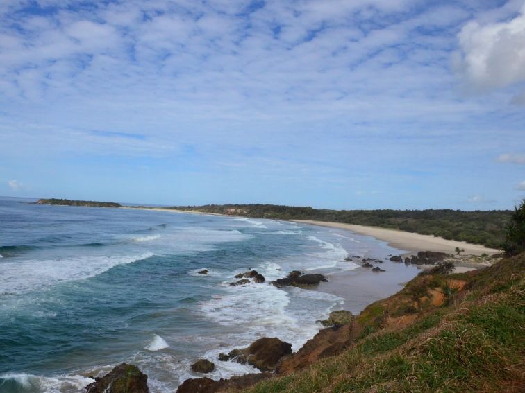 Views of the headland at Chinamans Beach