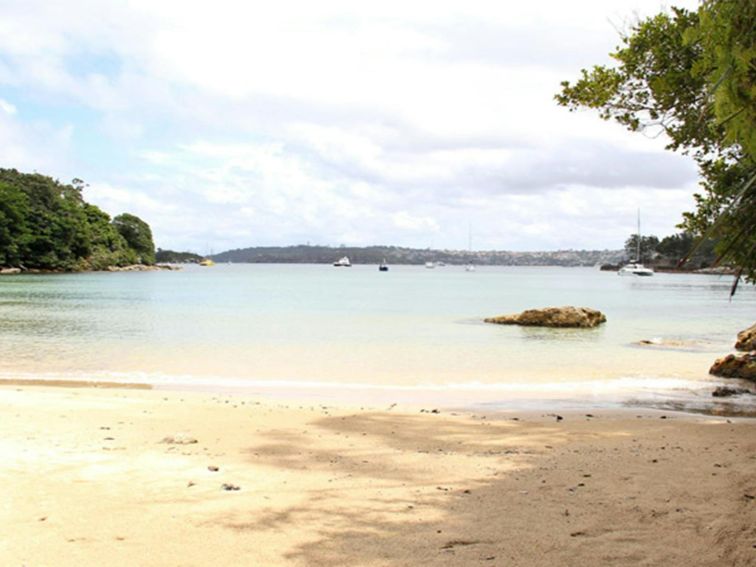 Collins Flat Beach, Sydney Harbour National Park. Photo: John Yurasek/NSW Government