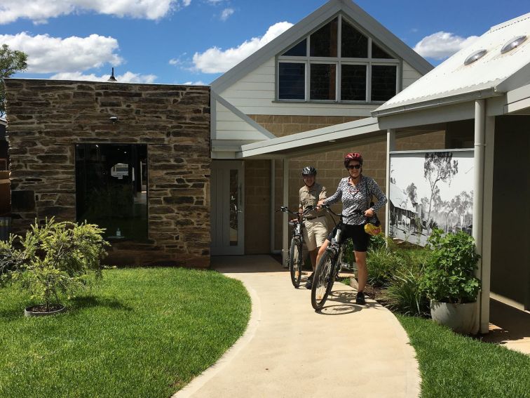 The Gulgong Holtermann rear courtyard, open space, quiet,  with access to the theaterette