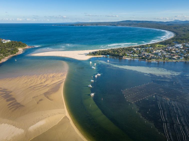 Merimbula Lake, Sapphire Coast, South Coast, NSW, boating, oysters, fishing