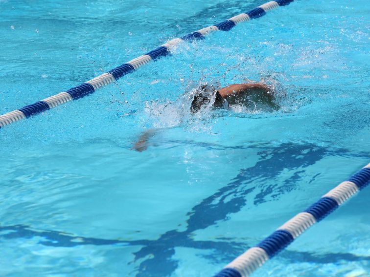 Queanbeyan Pool and Aquatic Centre lanes swimming swim