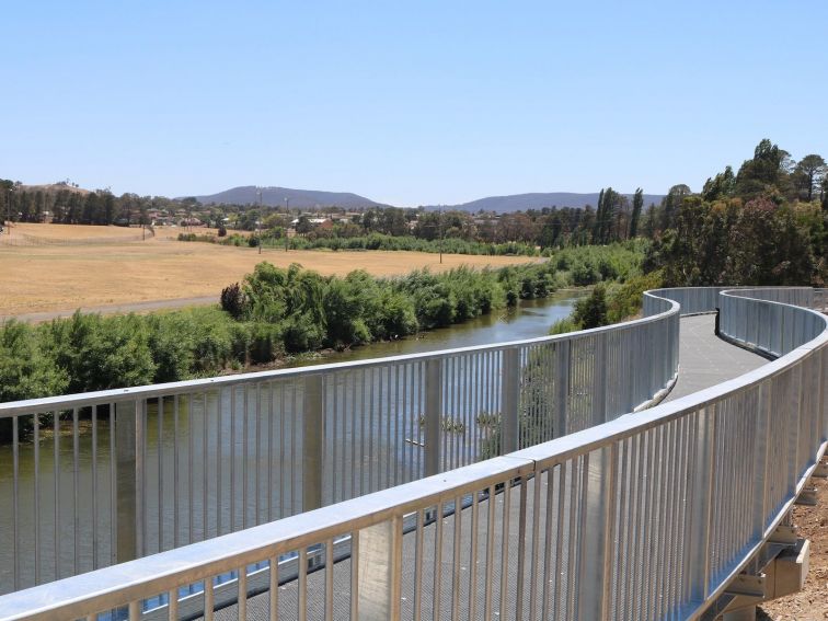 Wollondilly River Walkway bridge