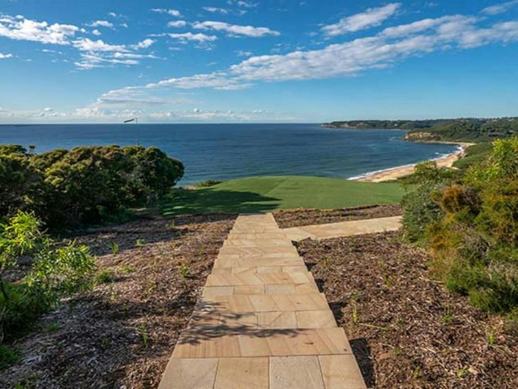 Hickson Street lookout, Glenrock State Conservation Area. Photo: John Spencer &copy; DPE