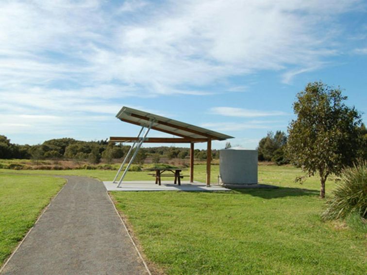 Riverside Park, Hunter Wetlands National Park. Photo: Susan Davis/OEH