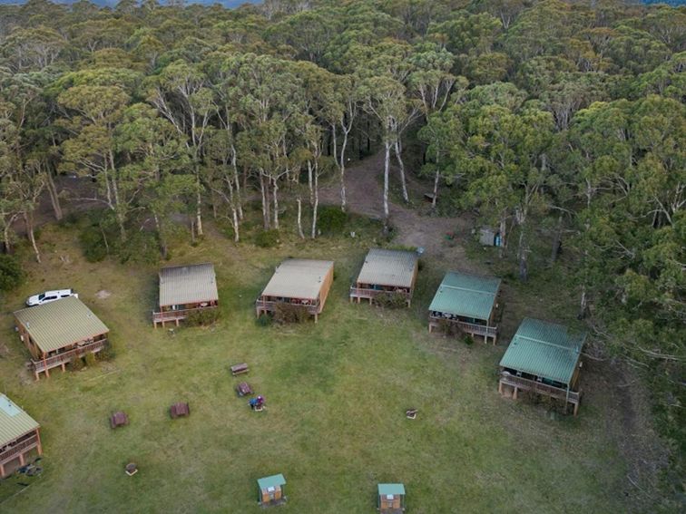 An aerial view of Binda Bush cabins, Jenolan Karst Conservation Reserve. Photo: Jenolan Caves &copy;