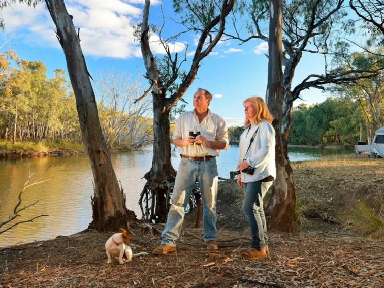 Campers with their dog in Murrumbidgee Valley Regional Park. Credit: Gavin Hansford &copy; DPE