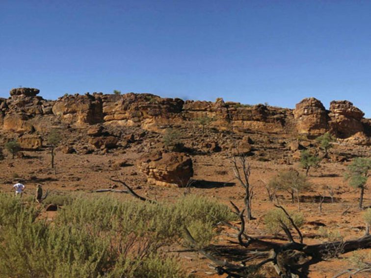 Peery Rock Outcrop, Paroo-Darling National Park. Photo: Julieanne Doyle &copy; DPIE