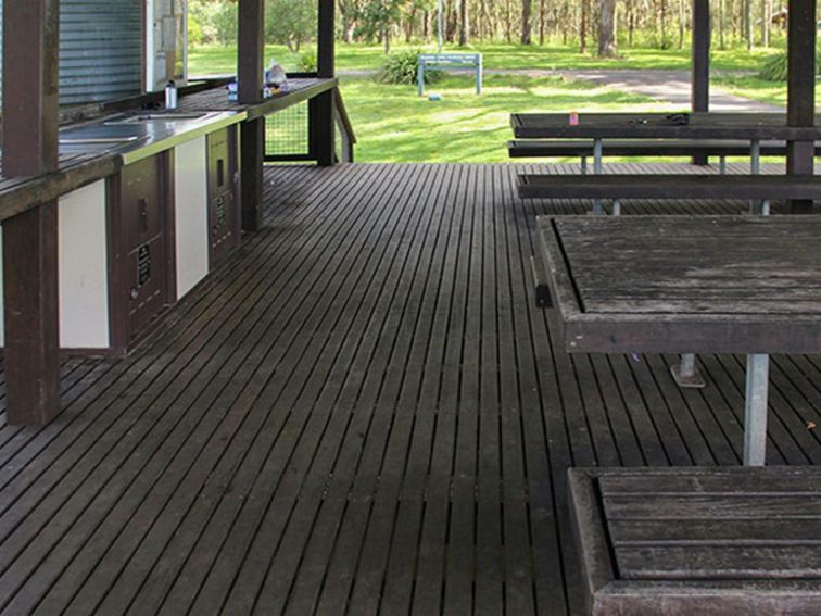 Crebra Pavillion, Rouse Hill Regional Park. Photo: John Yurasek &copy; OEH