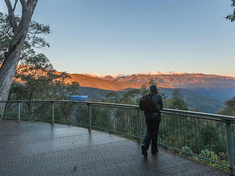 Scammells Ridge lookout, Kosciuszko National Park. Photo: Murray Vanderveer &copy; OEH