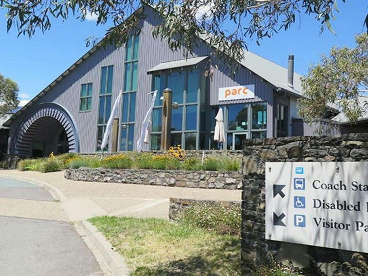 Snowy Region Visitor Centre parking, Jindabyne, near Kosciuszko National Park. Photo: Elinor