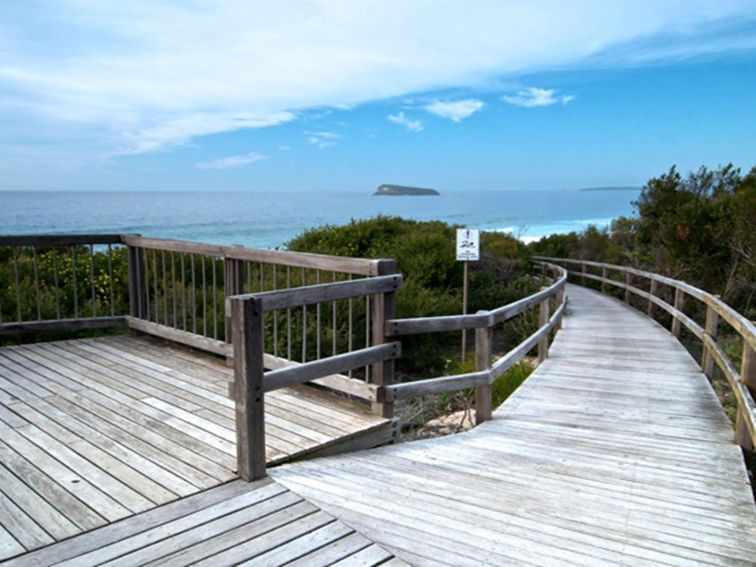 View from Tea Tree picnic area and lookout. Photo: John Spencer