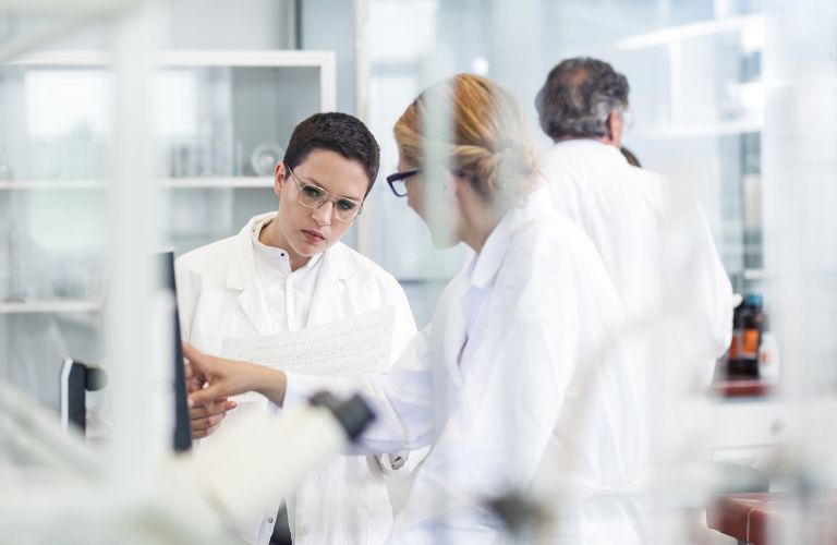 Medical researchers in lab