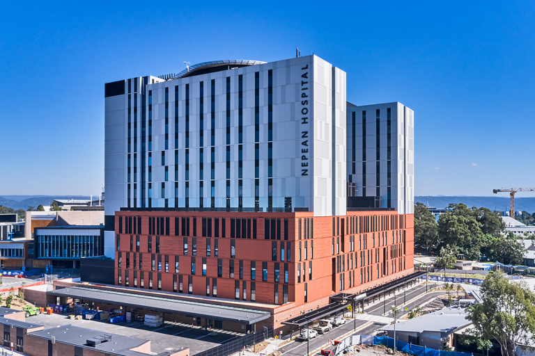 View of Nepean Hospital Building A from Somerset St