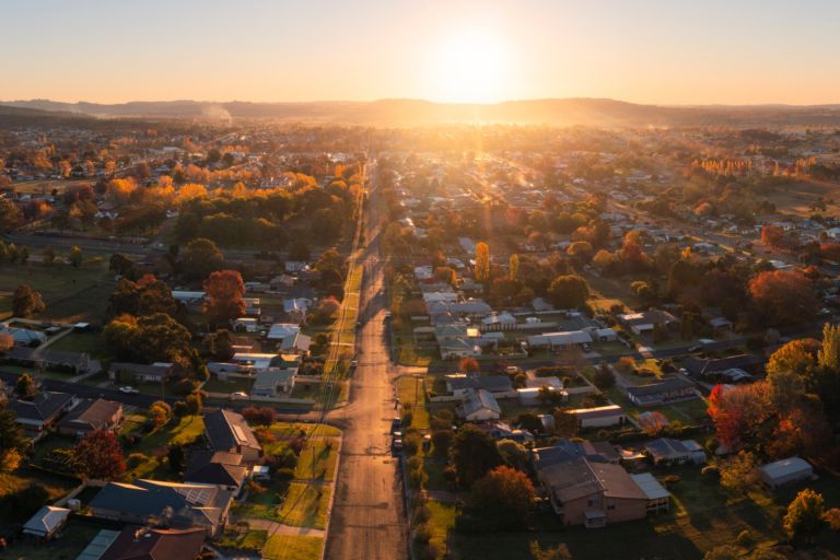 Aerial overlooking the town of Glen Innes in the New England region of NSW.