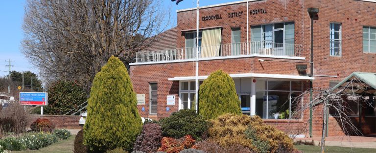 Main entry to the Crookwell District Hospital