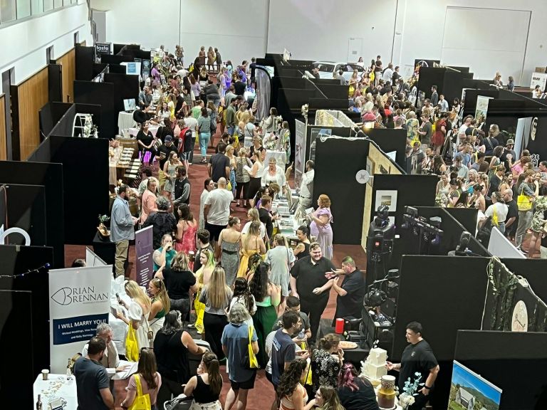 Crowds at Your Local Wedding Guide Expo