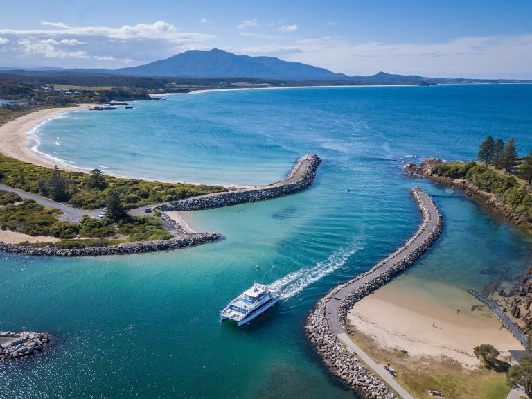 Bermagui Harbour, fishing, whale watching, charters,  Sapphire Coast