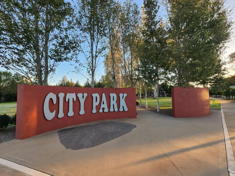 City Park - entry